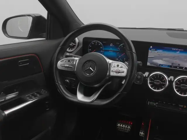 Mercedes-Benz Gla Class view 19