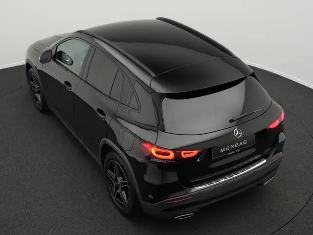 Mercedes-Benz Gla Class view 13