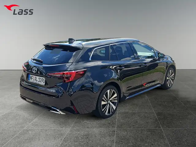 Toyota Corolla view 6