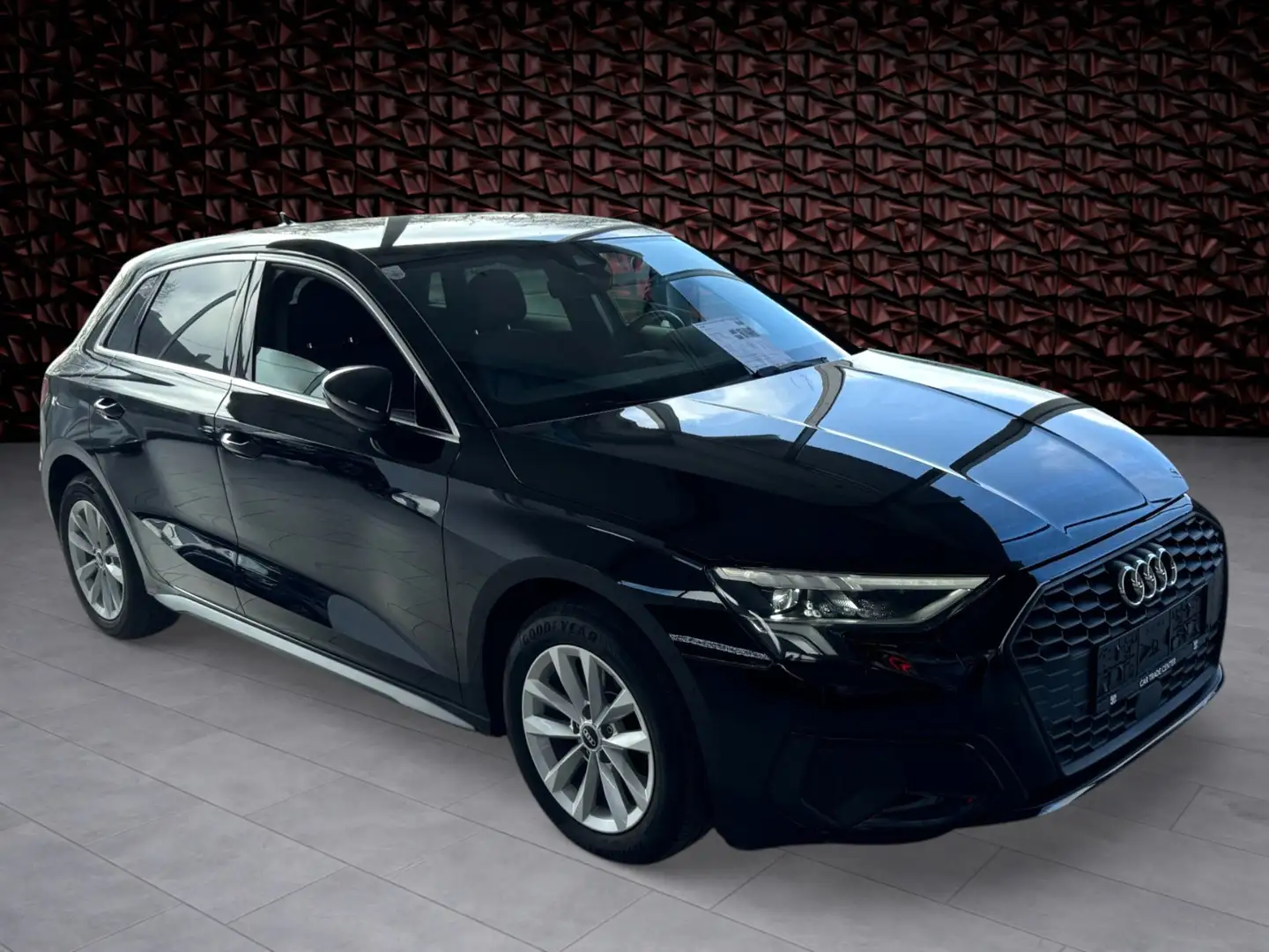 Audi A3 A3 SB 30 TFSI Schwarz - 2