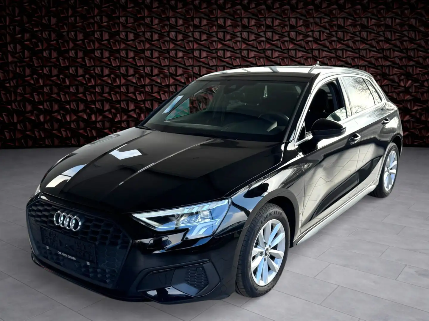 Audi A3 A3 SB 30 TFSI Schwarz - 1