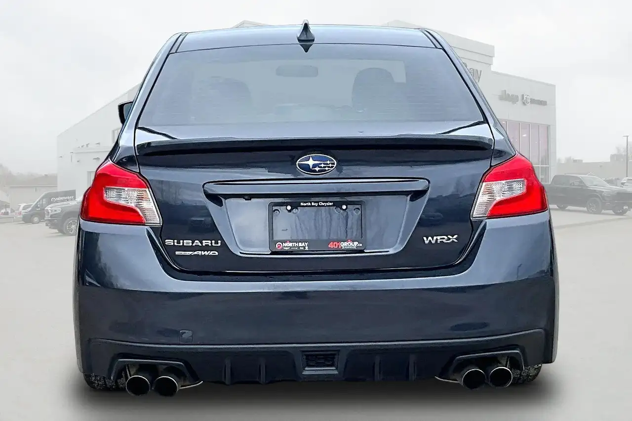 Subaru WRX снимка Subaru WRX