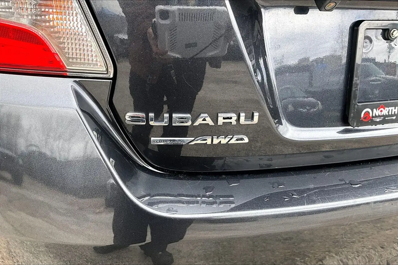 Subaru WRX снимка Subaru WRX