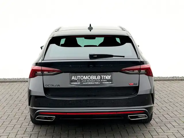Skoda Octavia view 6