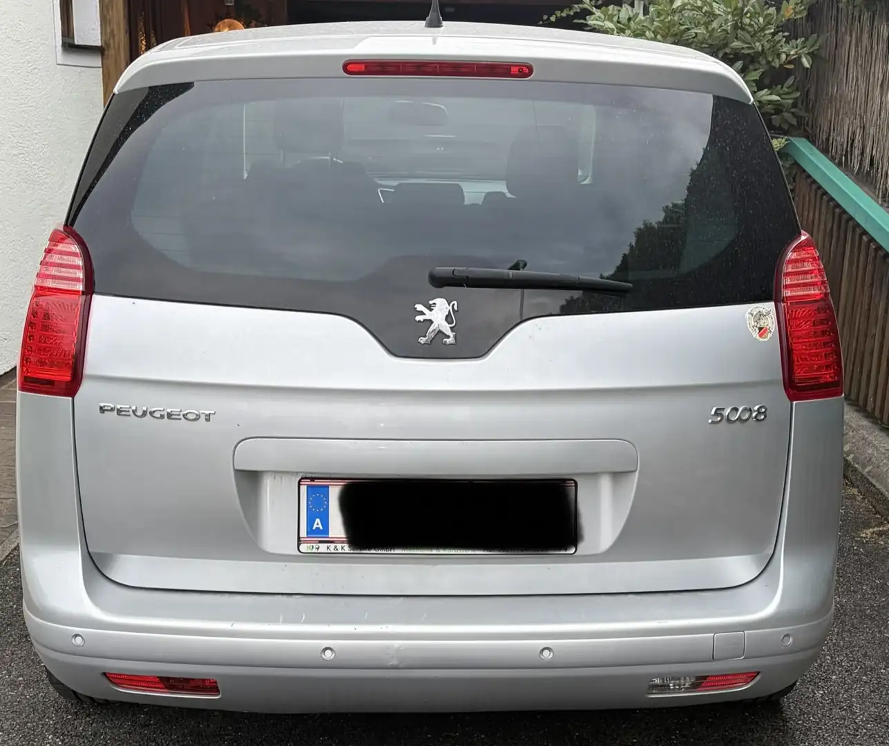 Peugeot 5008 Premium Grau - 2