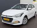 Hyundai i20 1.2 LP i-Drive Cool AIRCO/5DEURS/LAGEKM/NAP Wit - thumbnail 1