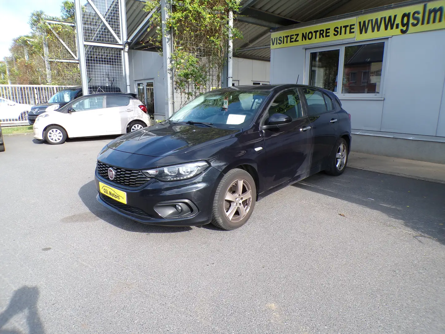 Fiat Tipo 1.4Turbo 120cv noir 11/18 80917km Airco GPS Cruise Noir - 1