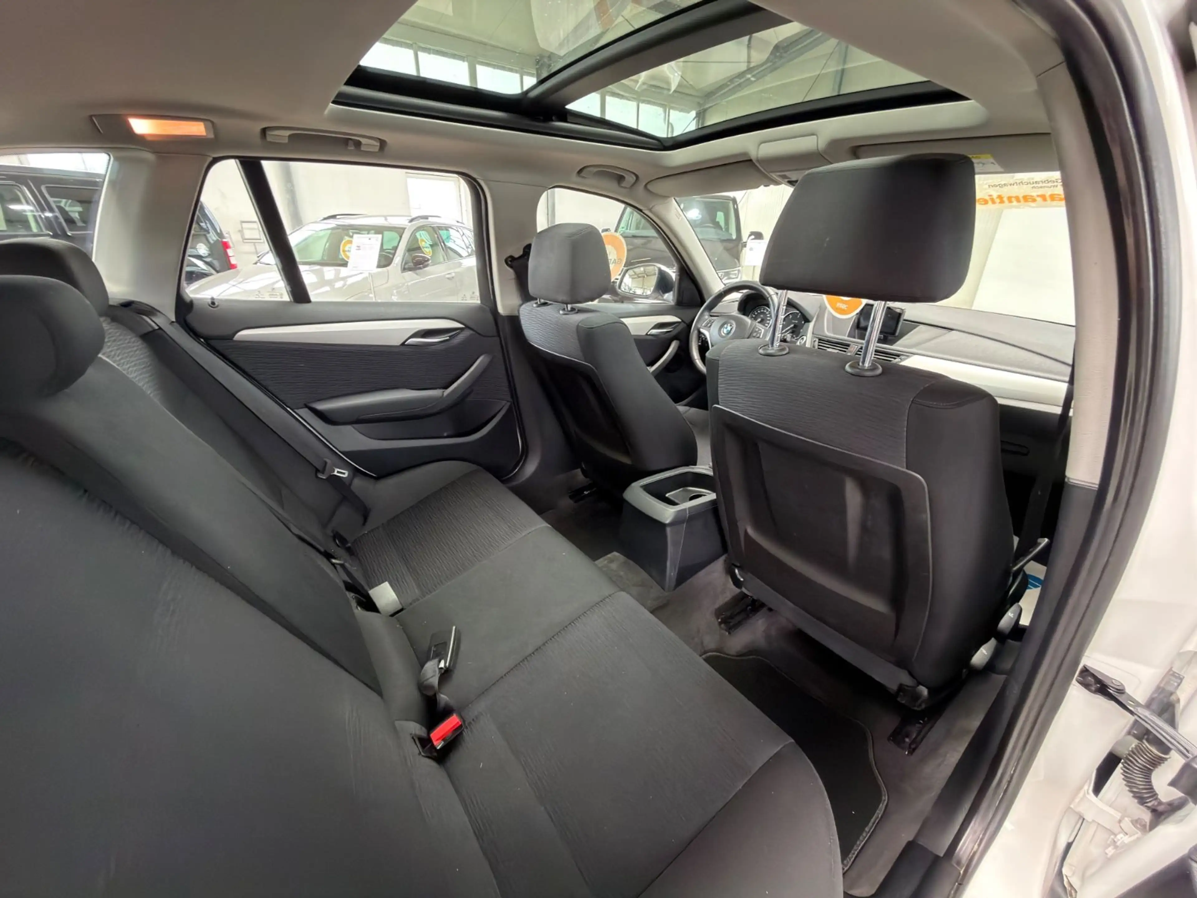 BMW X1 sDrive 2.0d Sport Line*GARANTIE*PANORAMA*2HND — photo 15