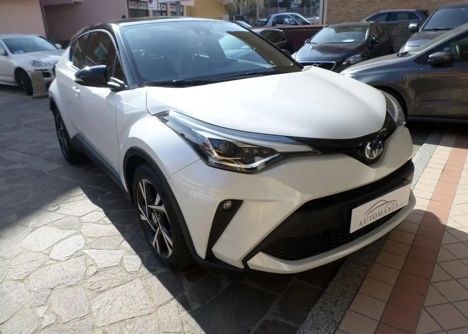 Toyota C-HR C-HR 2.0h Style e-cvt Bianco - 2