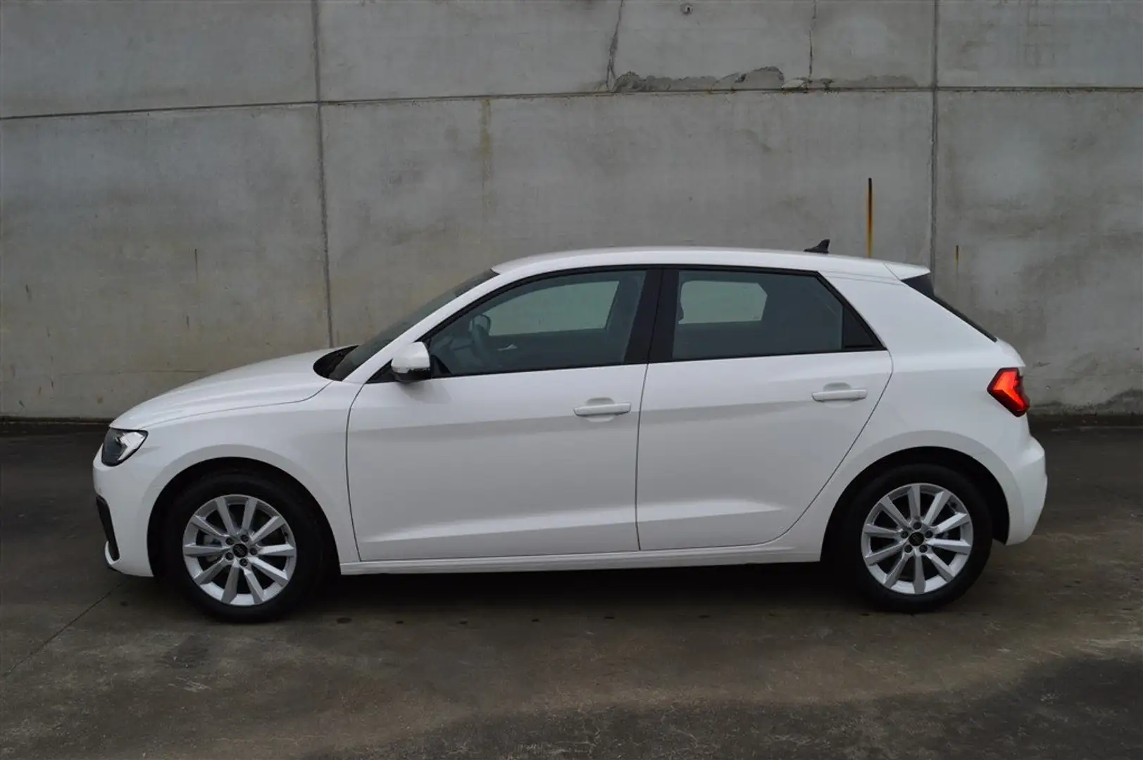Audi A1 Sportback Advanced 30 TFSI 115Pk / Carplay / Led Blanc - 2