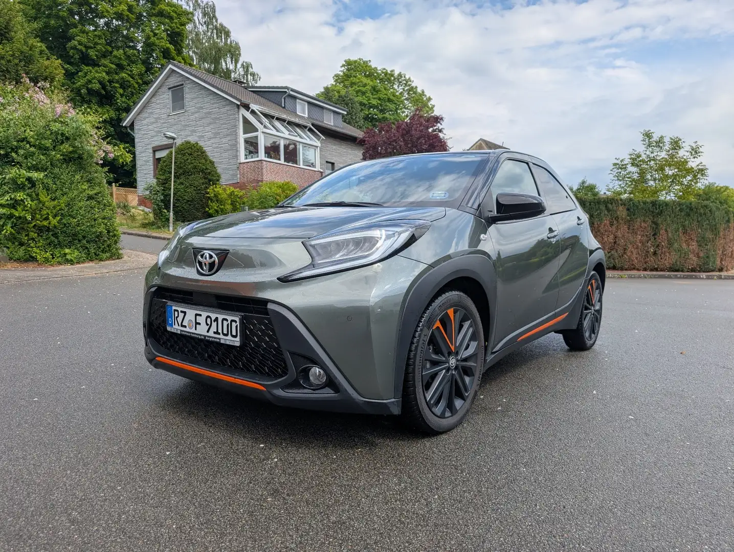 Toyota Aygo Limited AHK SHZ NAVI RFK KLIMA - 2