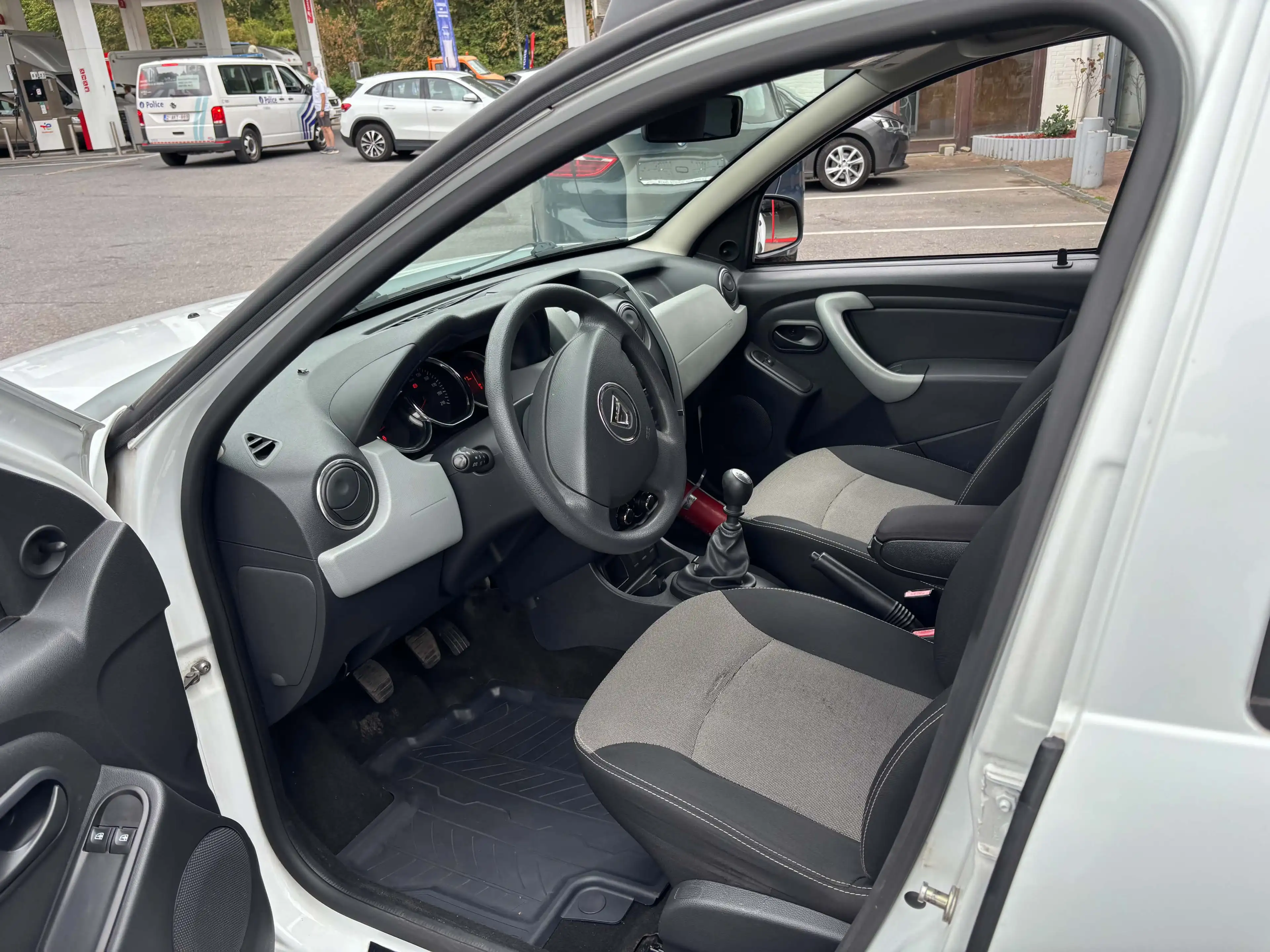 Dacia Duster Duster 1.5 dCi 4x2 Ambiance — photo 8