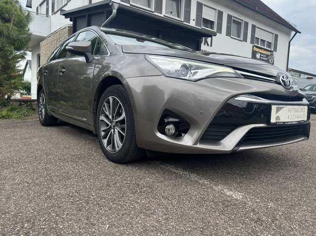 Toyota Avensis Edition-S+,AHK,NAVI,Kamera,Gepflegt
