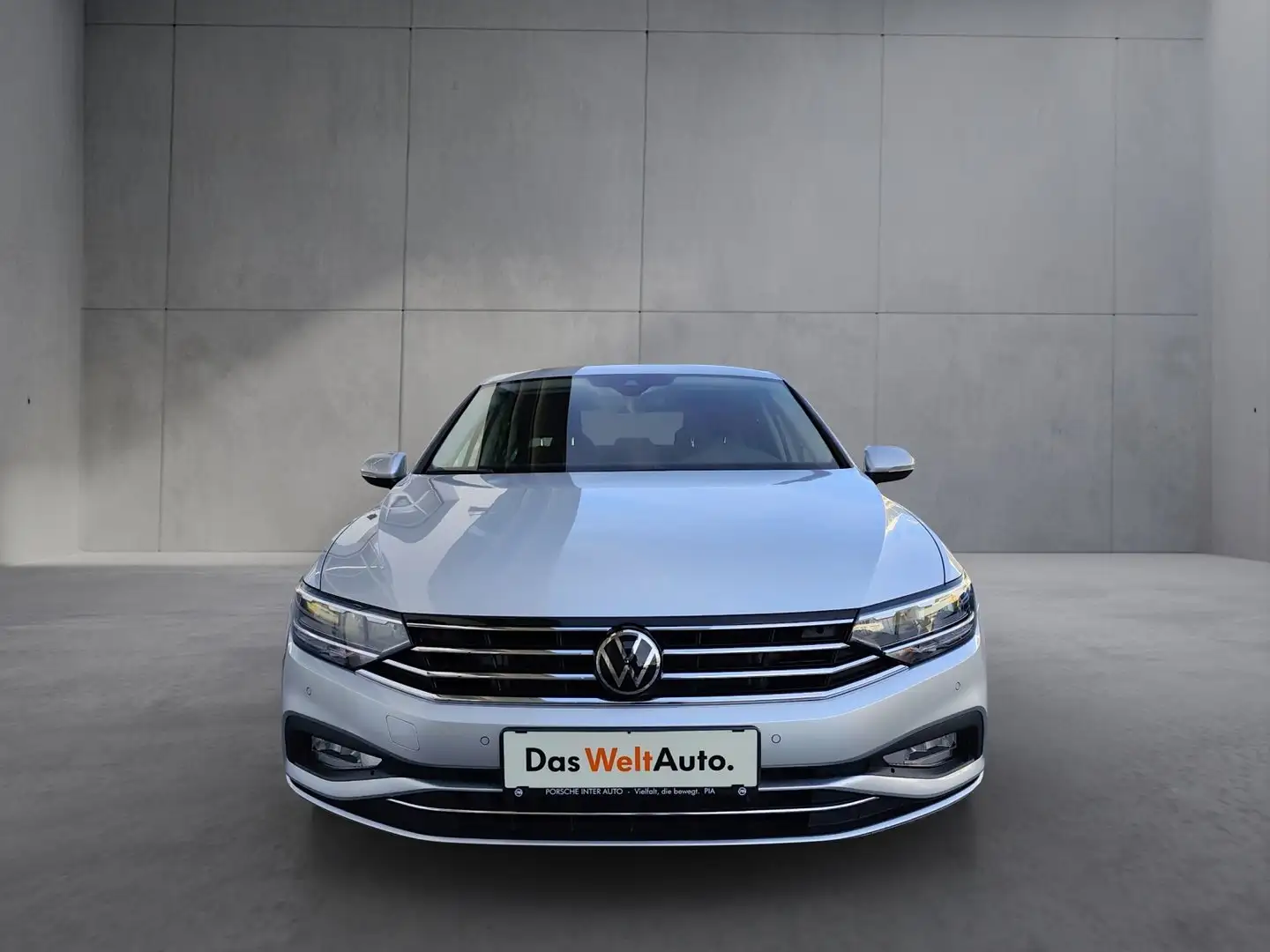 Volkswagen Passat Business TDI Silber - 2