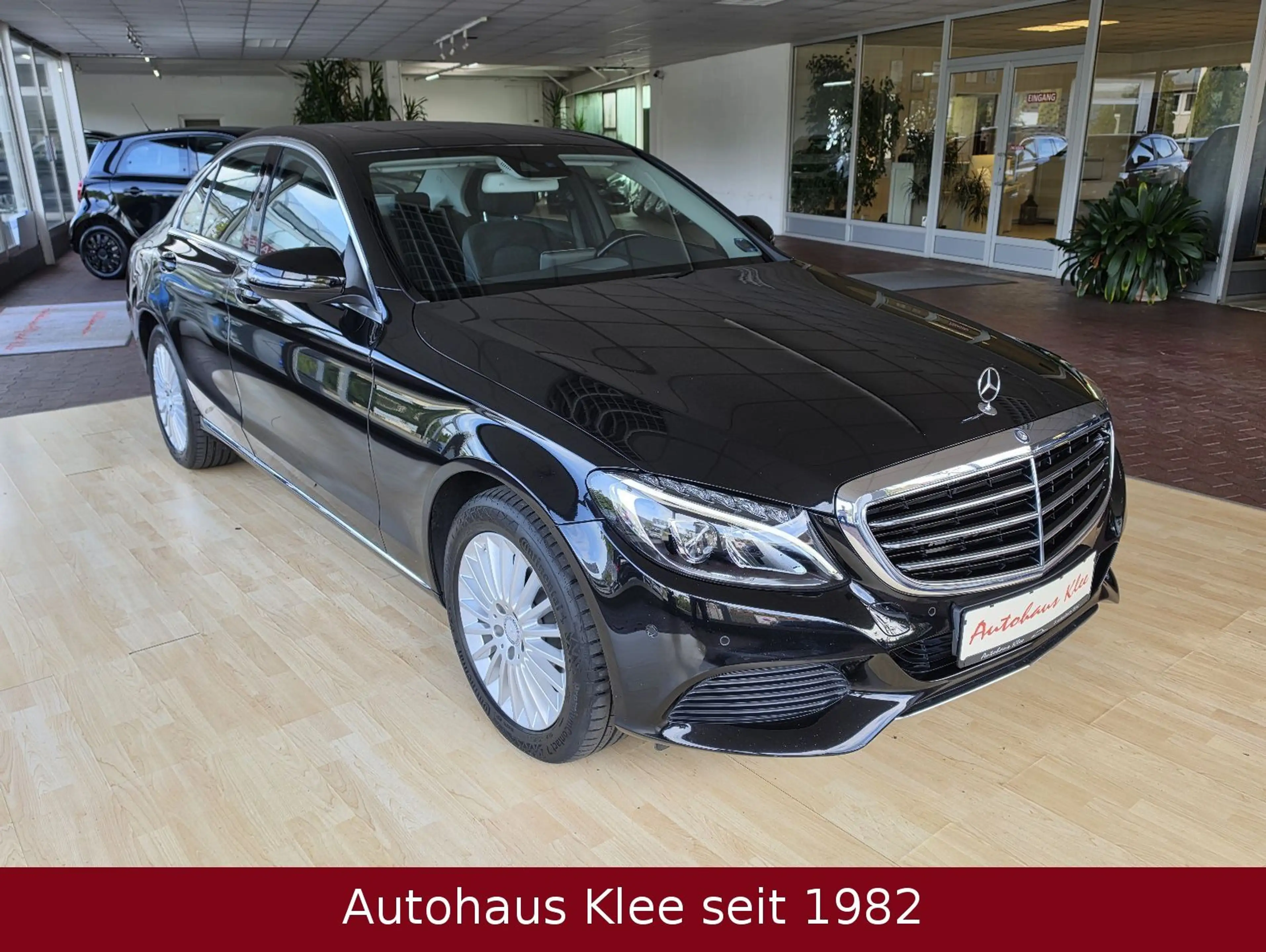 Mercedes-Benz C 180 Limousine Automatik *NAVI*LED*LM*AHK*