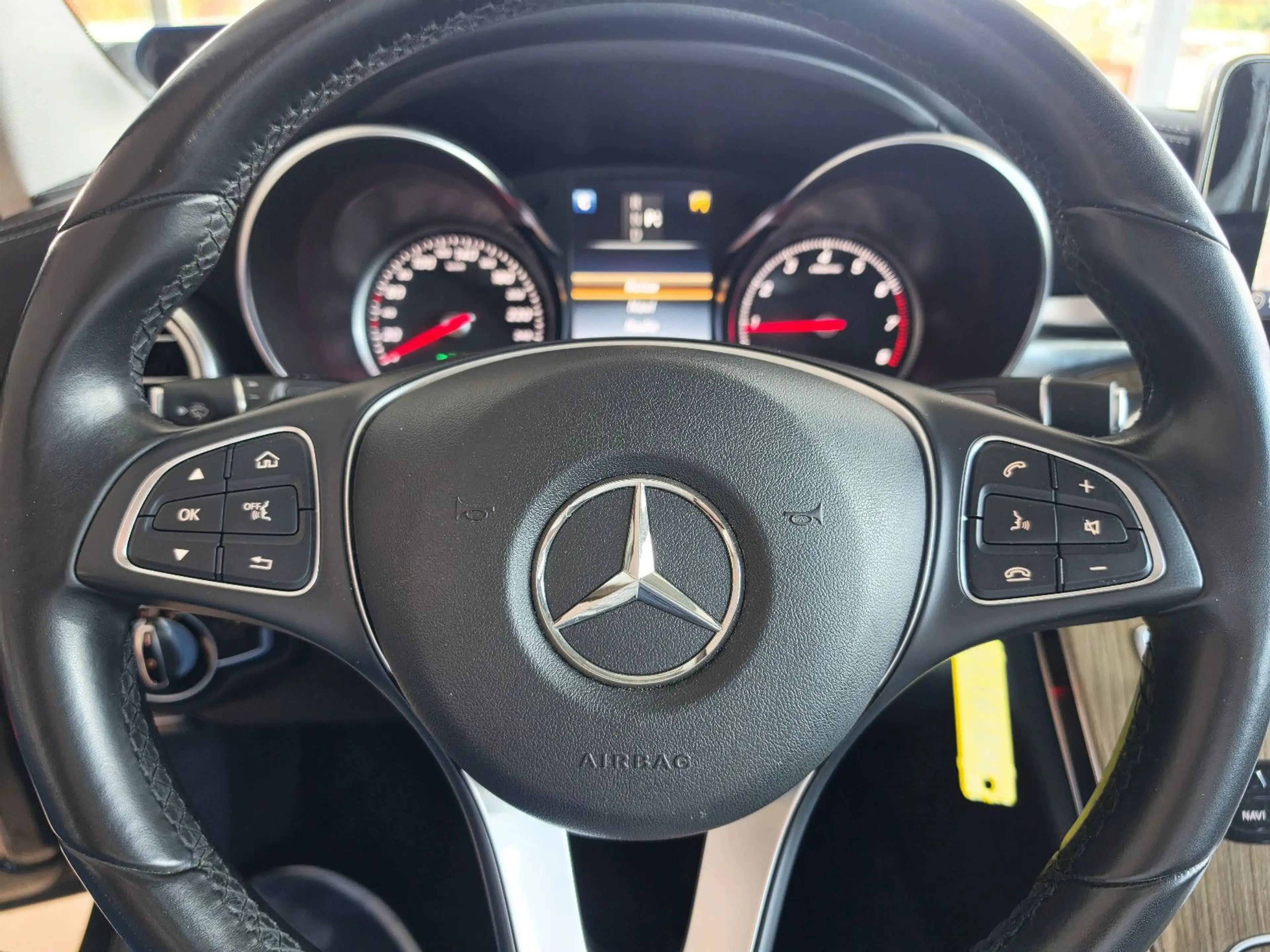 Mercedes-Benz C 180 Limousine Automatik *NAVI*LED*LM*AHK* — photo 12