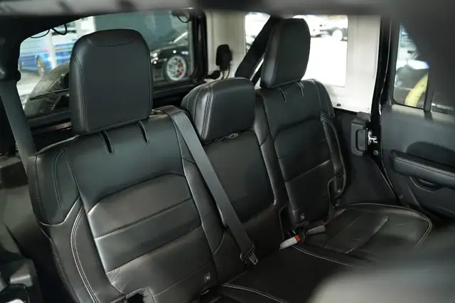 Jeep Wrangler view 17