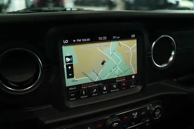 Jeep Wrangler view 27