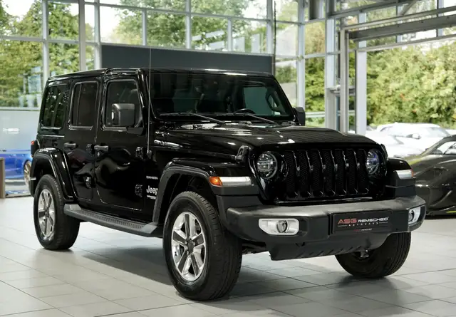 Jeep Wrangler view 5