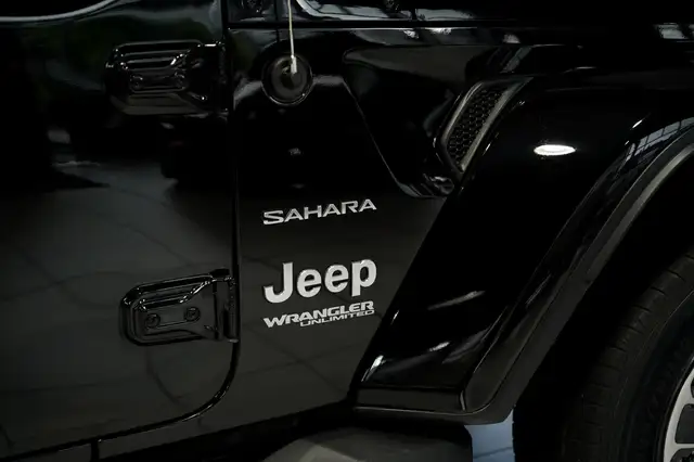 Jeep Wrangler view 12