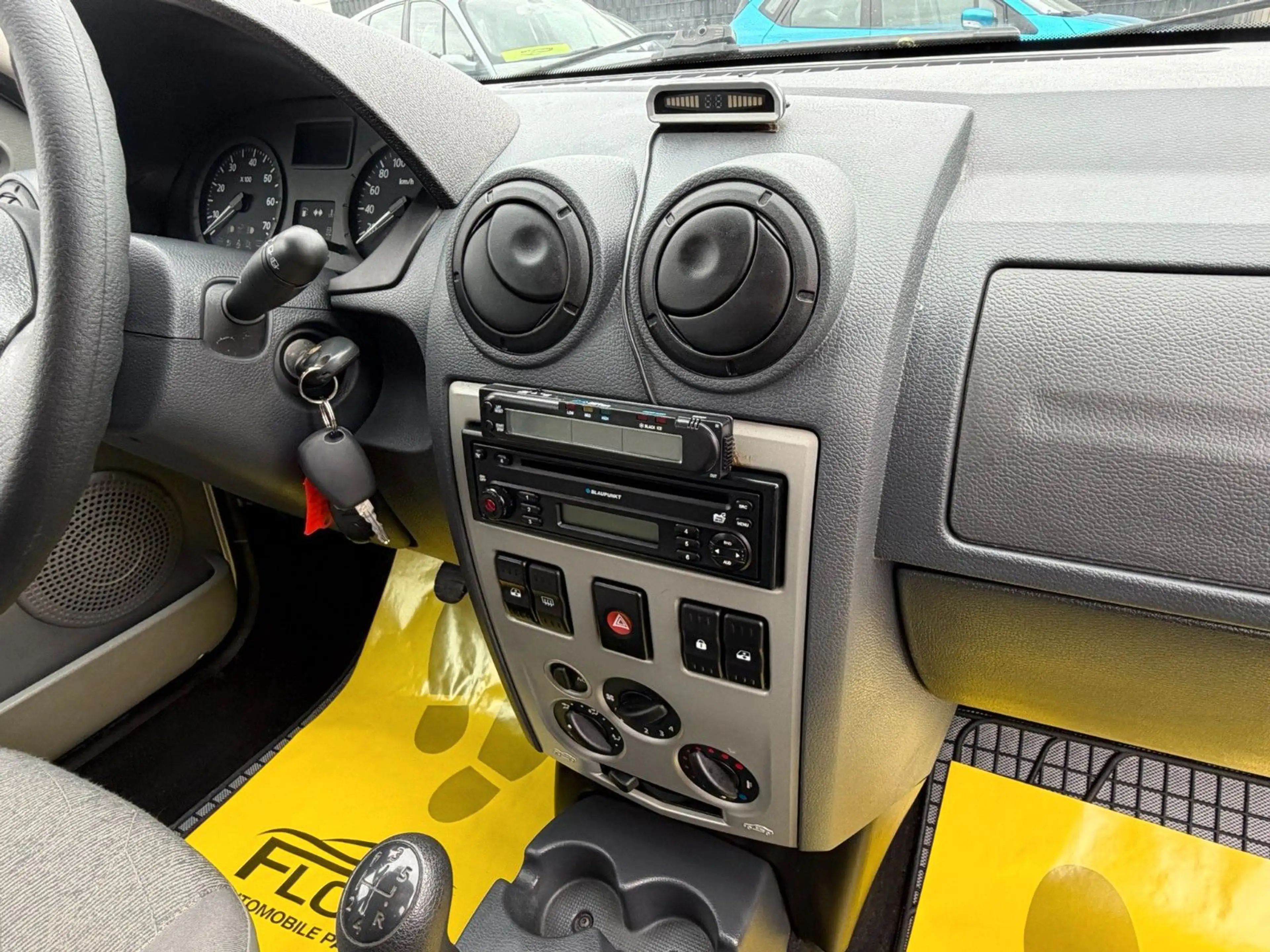 Dacia Logan MCV Ambiance *1.HD*85TKM*Klima* TÜV Neu — photo 12