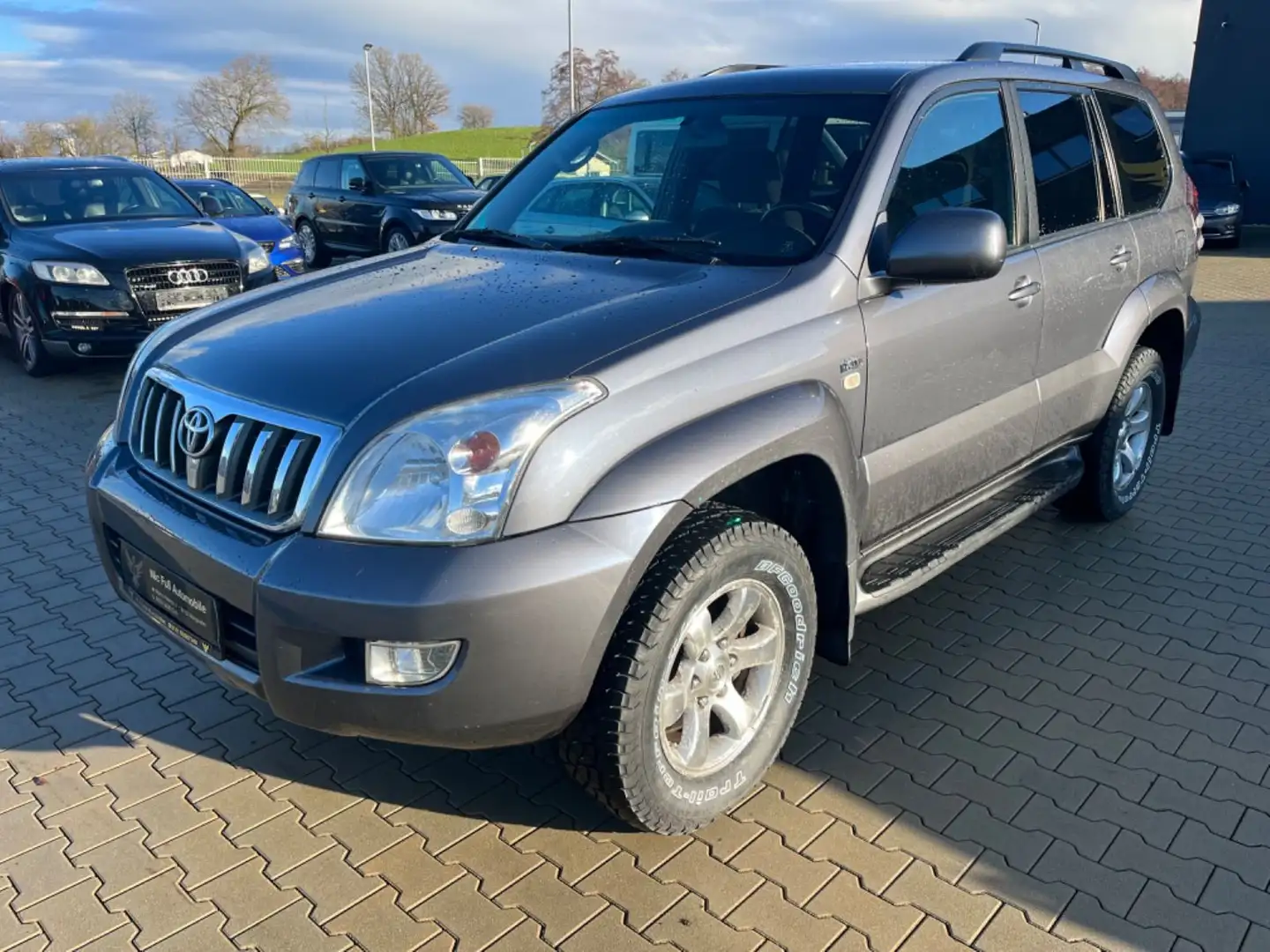 Toyota Land Cruiser 3.0 D-4D 5trg.Mwst,AHK,Schalt,TOP, Gris - 2