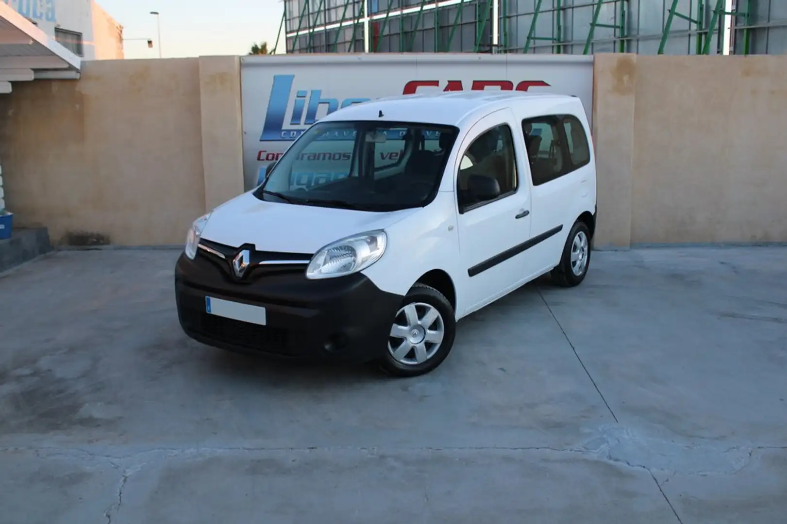 Renault Kangoo Profesional M1-AF En. dCi 55kW (75CV) E6 Weiß - 2