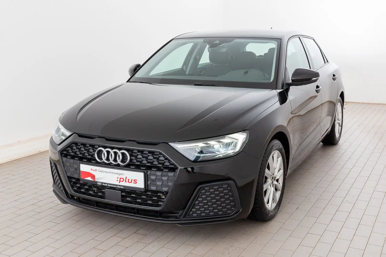 Audi A1 30 TFSI 6-Gang LED RFK NAVI VIRTUAL Nero - 2