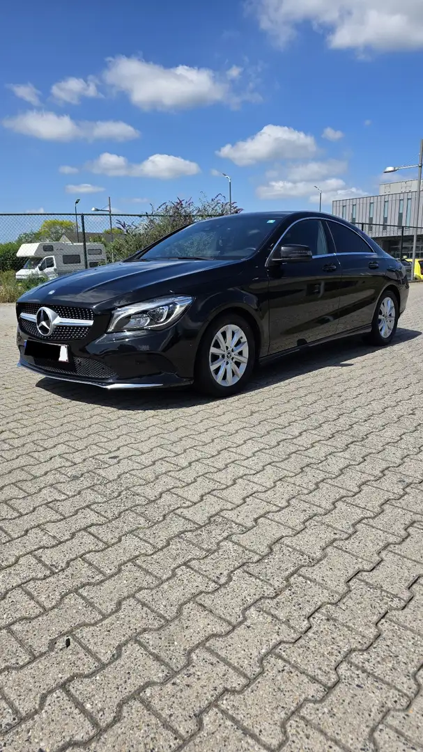 Mercedes-Benz CLA 220 d 4Matic 7G-DCT Urban - 1