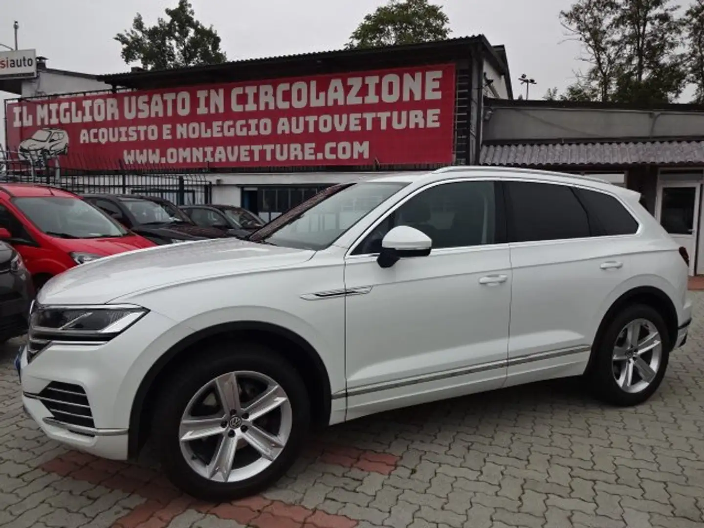 Volkswagen Touareg III 3.0 V6 tdi Exclusive 231cv IVA ESPOSTA Bianco - 1