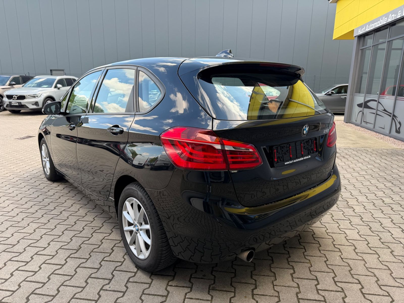 BMW 218 i AUTOMATIK/NAVI/KLIMAA/TEMPOMAT* — photo 4