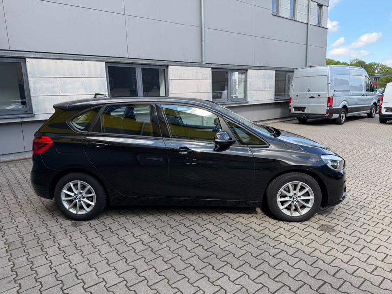 BMW 218 i AUTOMATIK/NAVI/KLIMAA/TEMPOMAT* — photo 7