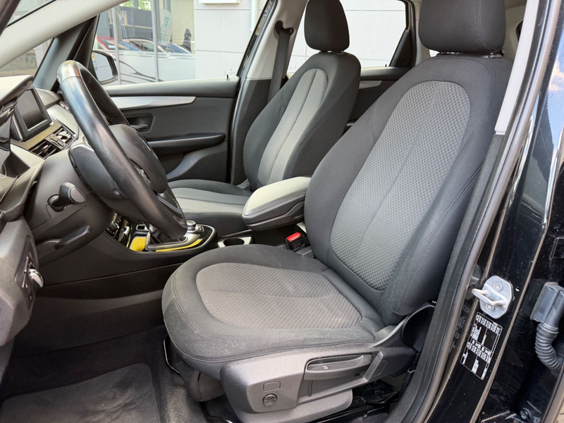 BMW 218 i AUTOMATIK/NAVI/KLIMAA/TEMPOMAT* — photo 12