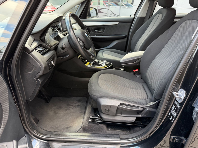 BMW 218 i AUTOMATIK/NAVI/KLIMAA/TEMPOMAT* — photo 11