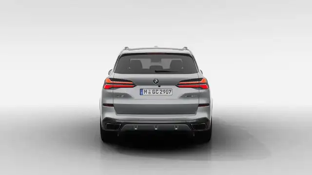 BMW X5 view 5