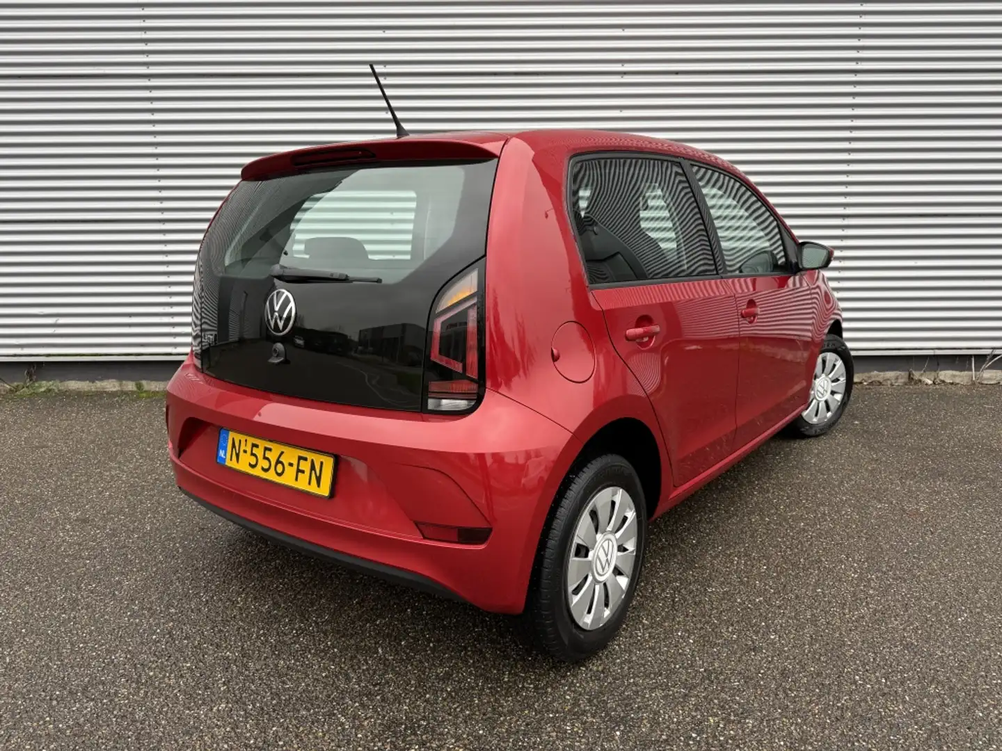 Volkswagen up! 1.0 NAP BTW auto 5-deurs Airco 4-seasons bluetooth Rot - 2
