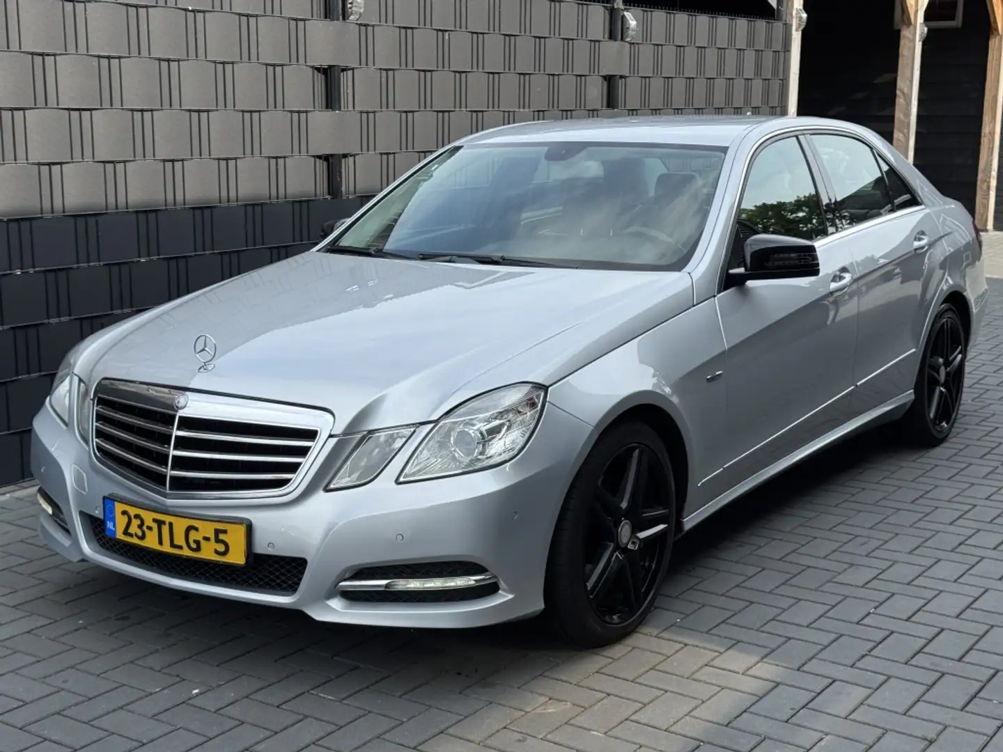 Mercedes-Benz E 200 CDI Ed. Sport| FACELIFT| AUTOMAAT| LEER| NAVI Grau - 1