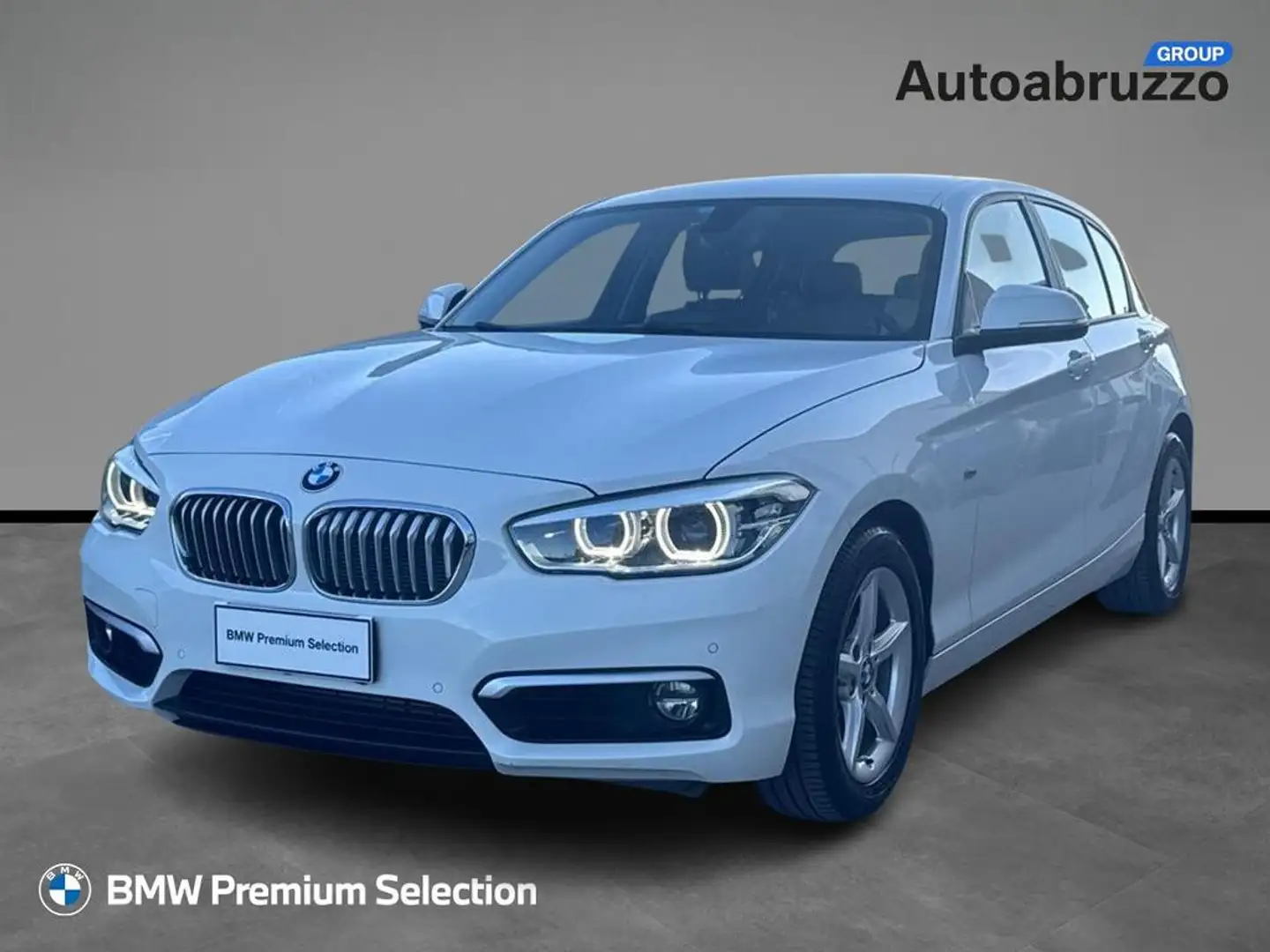 BMW 118 d Urban 5p auto Weiß - 1