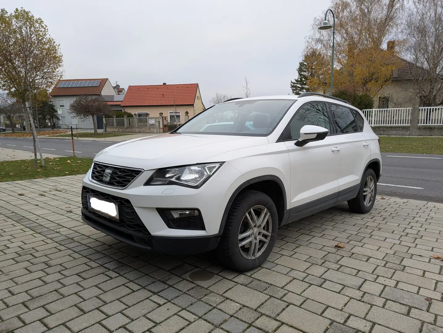 SEAT Ateca 1,0 Style Weiß - 1