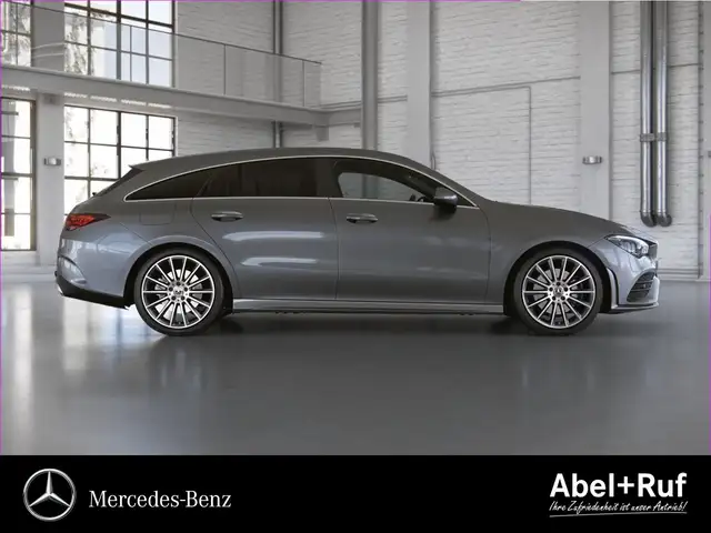 Mercedes-Benz 250 view 6