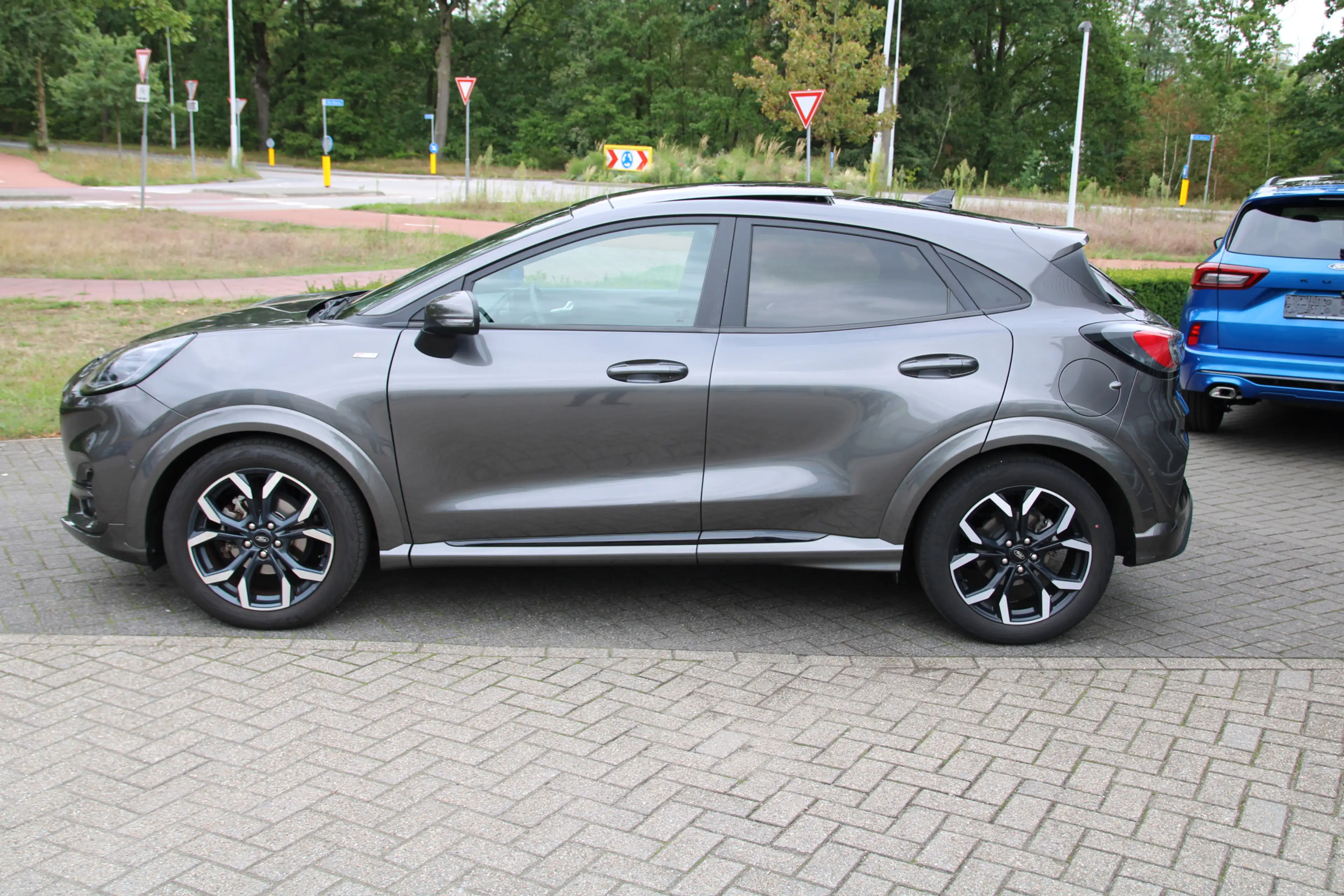 Ford Puma 1.0 EcoBoost 155 PK Hybrid ST-Line X PANORAMADAK | — photo 3
