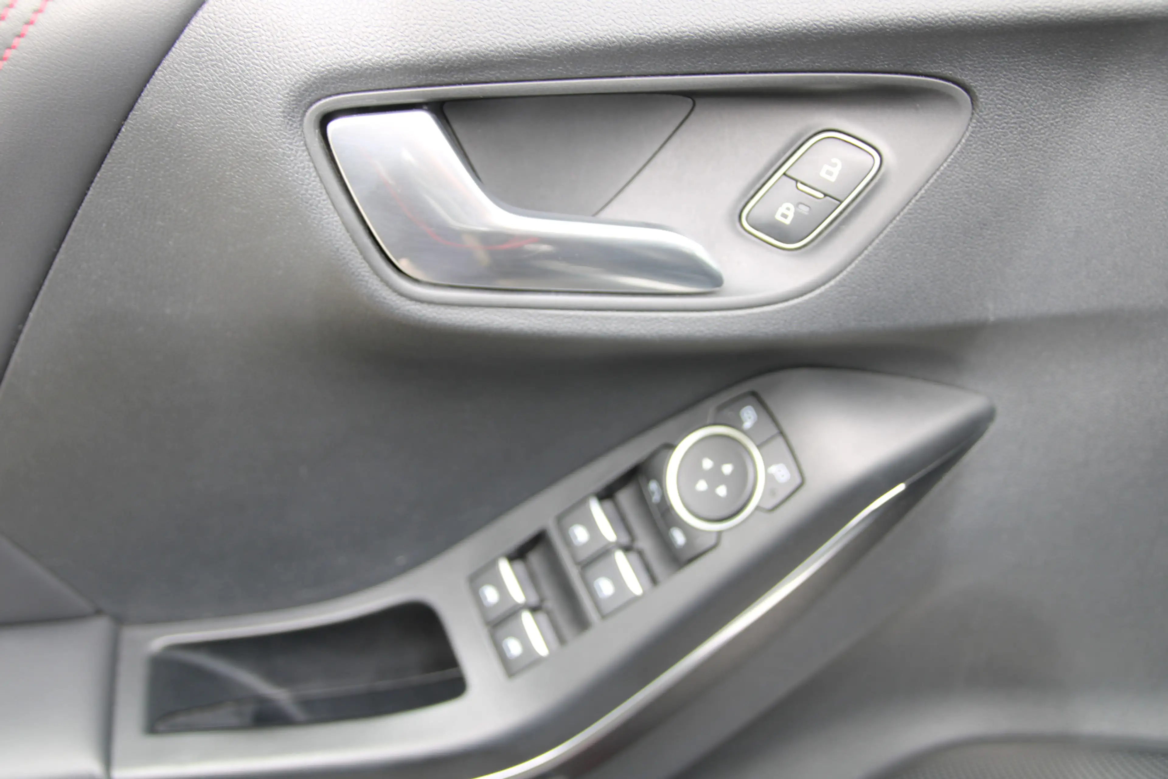Ford Puma 1.0 EcoBoost 155 PK Hybrid ST-Line X PANORAMADAK | — photo 10