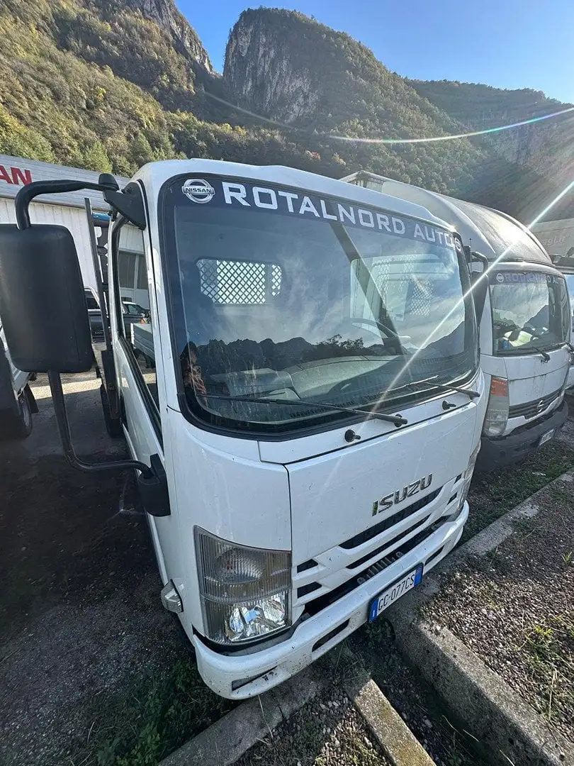 Isuzu M21 Ground E 1.9d 120cv 3102428 Blanco - 2
