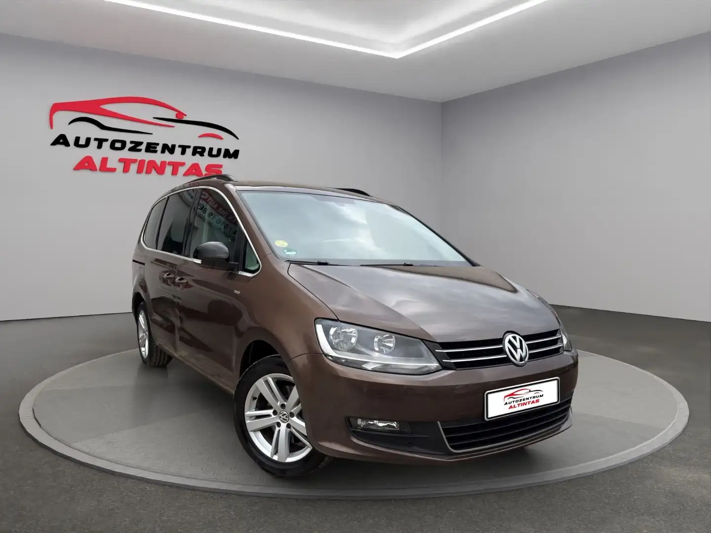 Volkswagen Sharan Match 170PS*KLIMAAUT*7SITZER*PDC*SHZ*TEMP Braun - 2