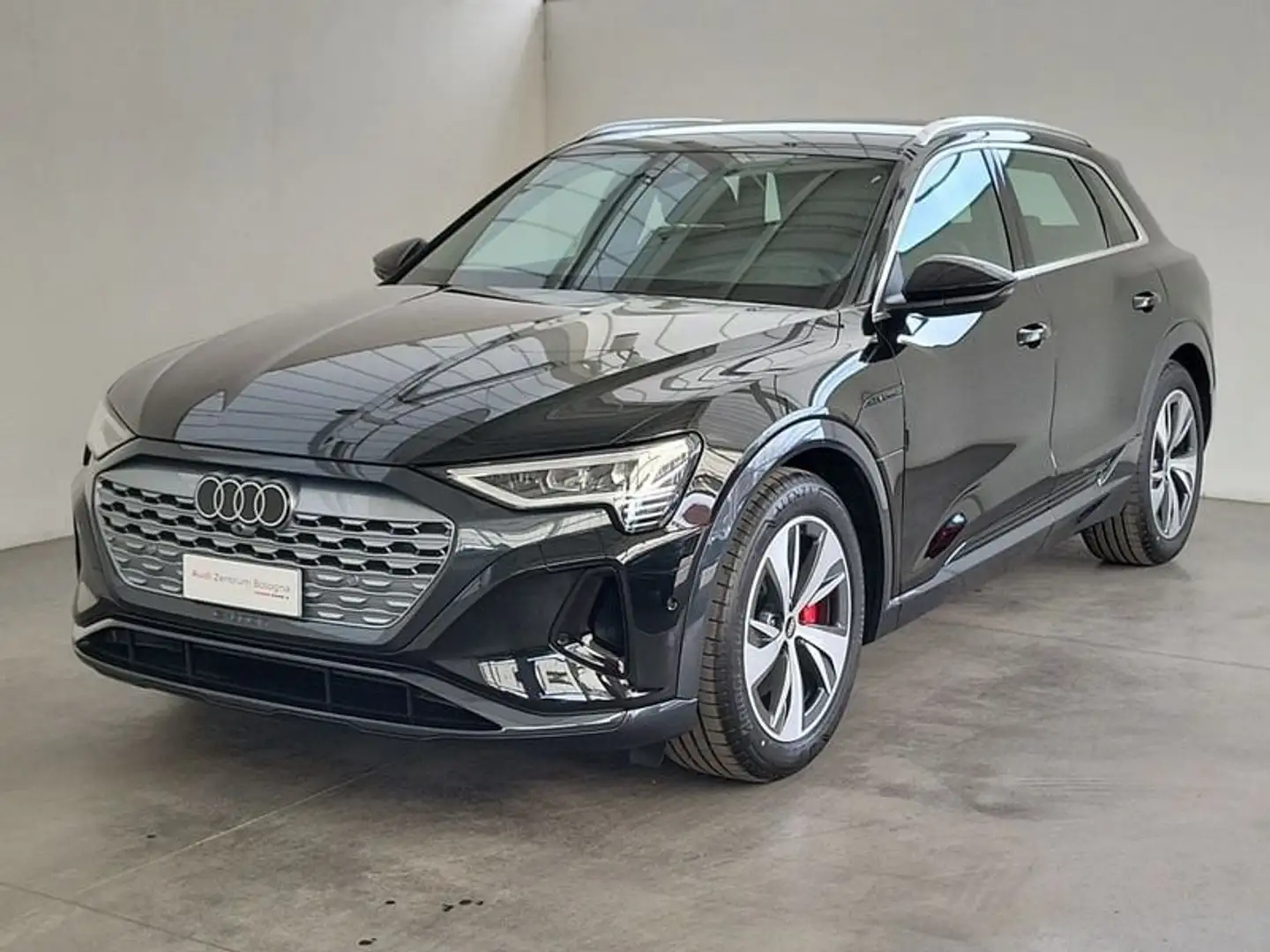 Audi Q8 e-tron 55 quattro Nero - 1