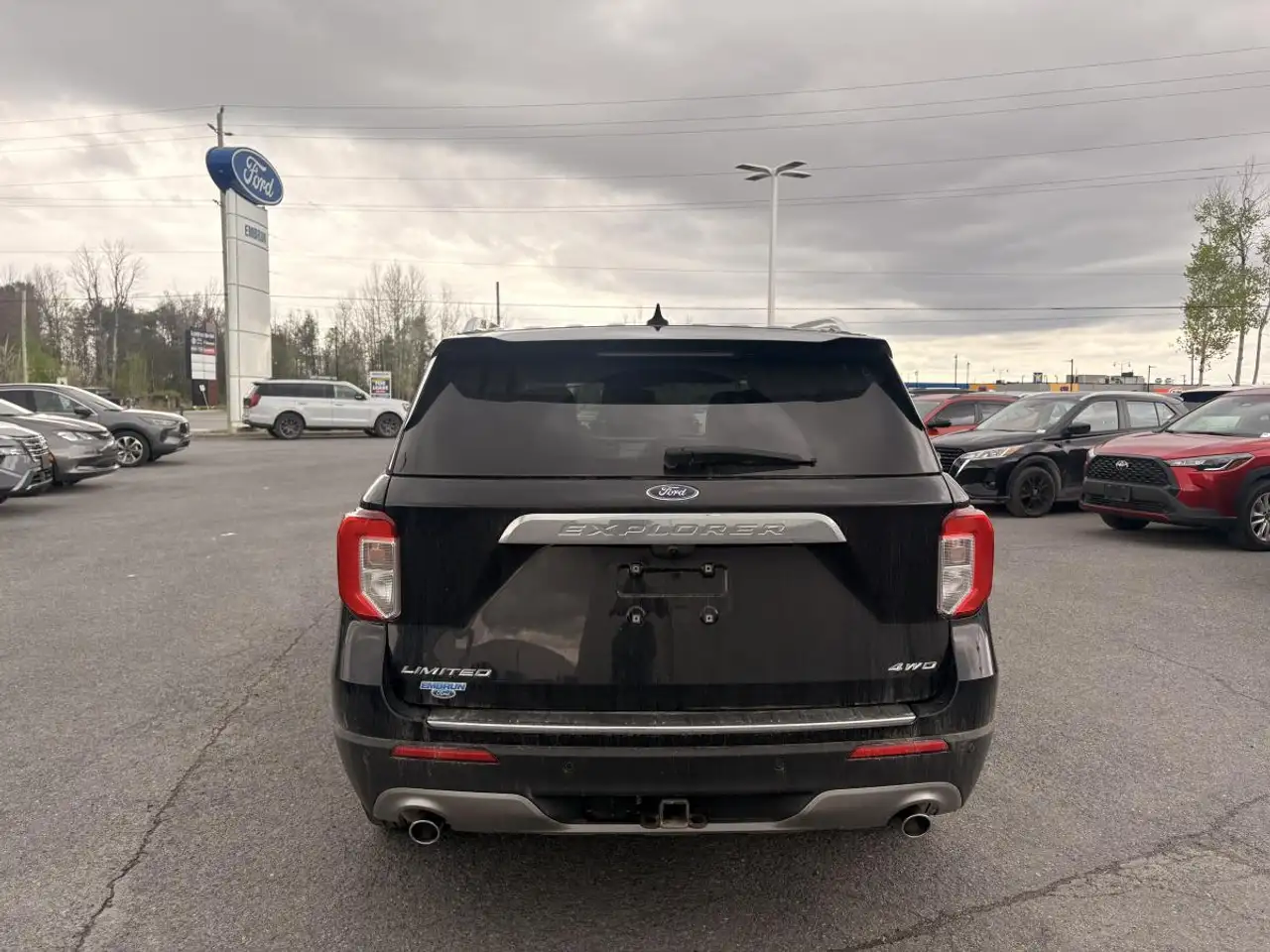 Ford Explorer photo Ford Explorer