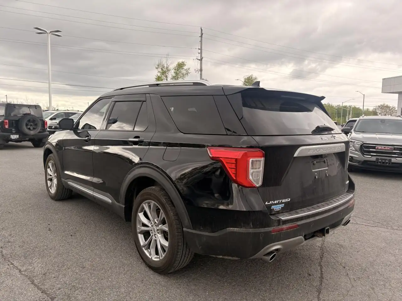Ford Explorer photo Ford Explorer