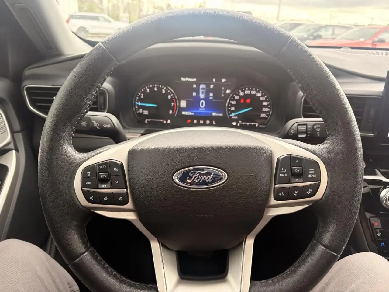 Ford Explorer photo Ford Explorer