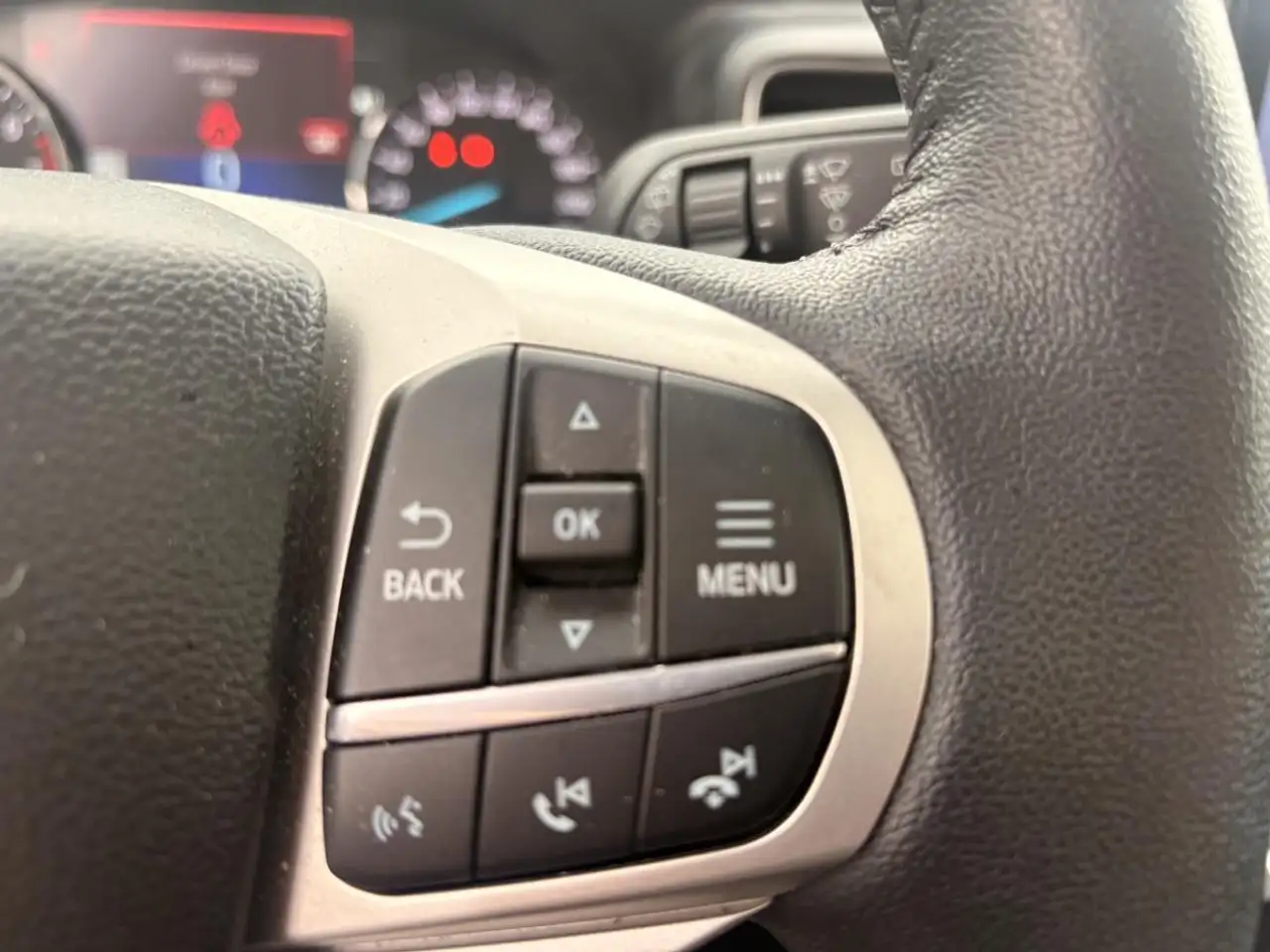 Ford Explorer photo Ford Explorer