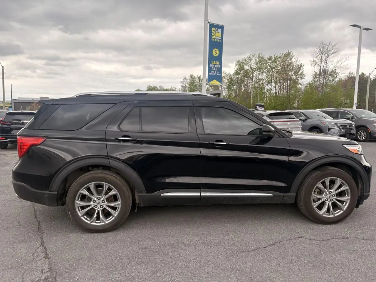 Ford Explorer photo Ford Explorer